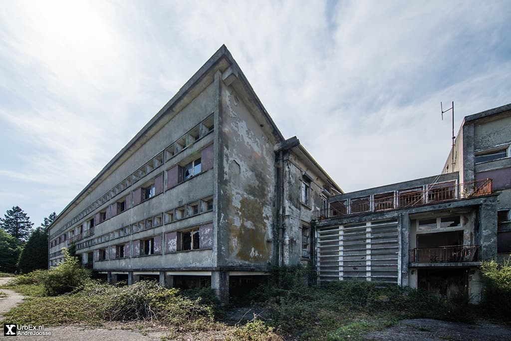 Abandoned Truck Bando